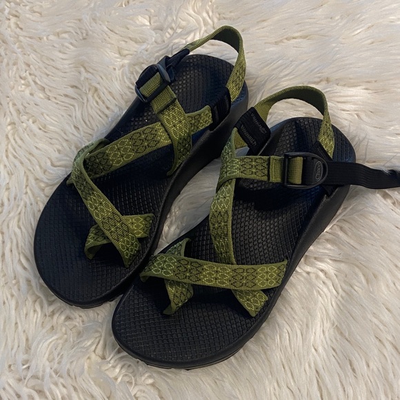 Chaco Shoes - Chaco Black and Green Sandals size 9 excellent condition see all photos